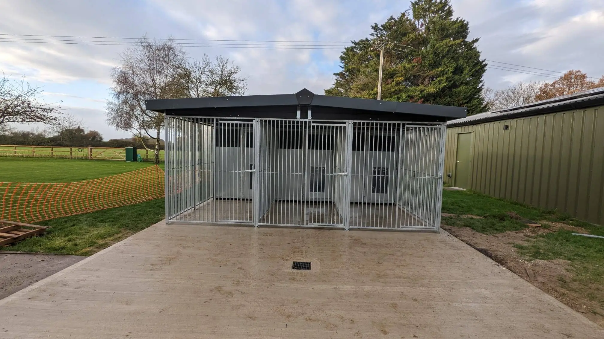 Benchmark Dog Kennel with Apex Roof - Triple 15 x 8ft, Eco Thermal Range - Image 8