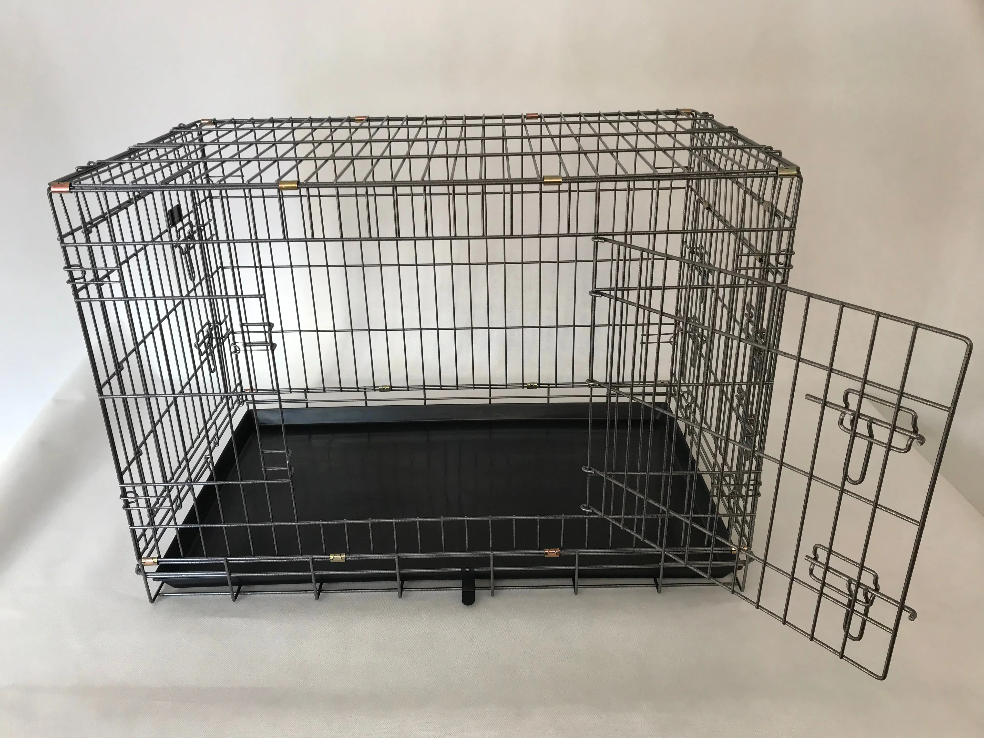 Dog Crate Heavy-Duty 3-Door Bull Breed - Image 8